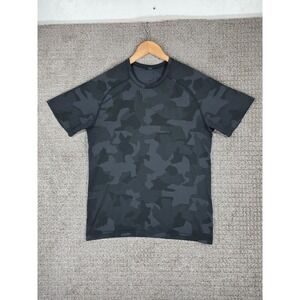 Lululemon Metal Vent Tech Short Sleeve T-Shirt Mens Large Gray Heo Camo Training